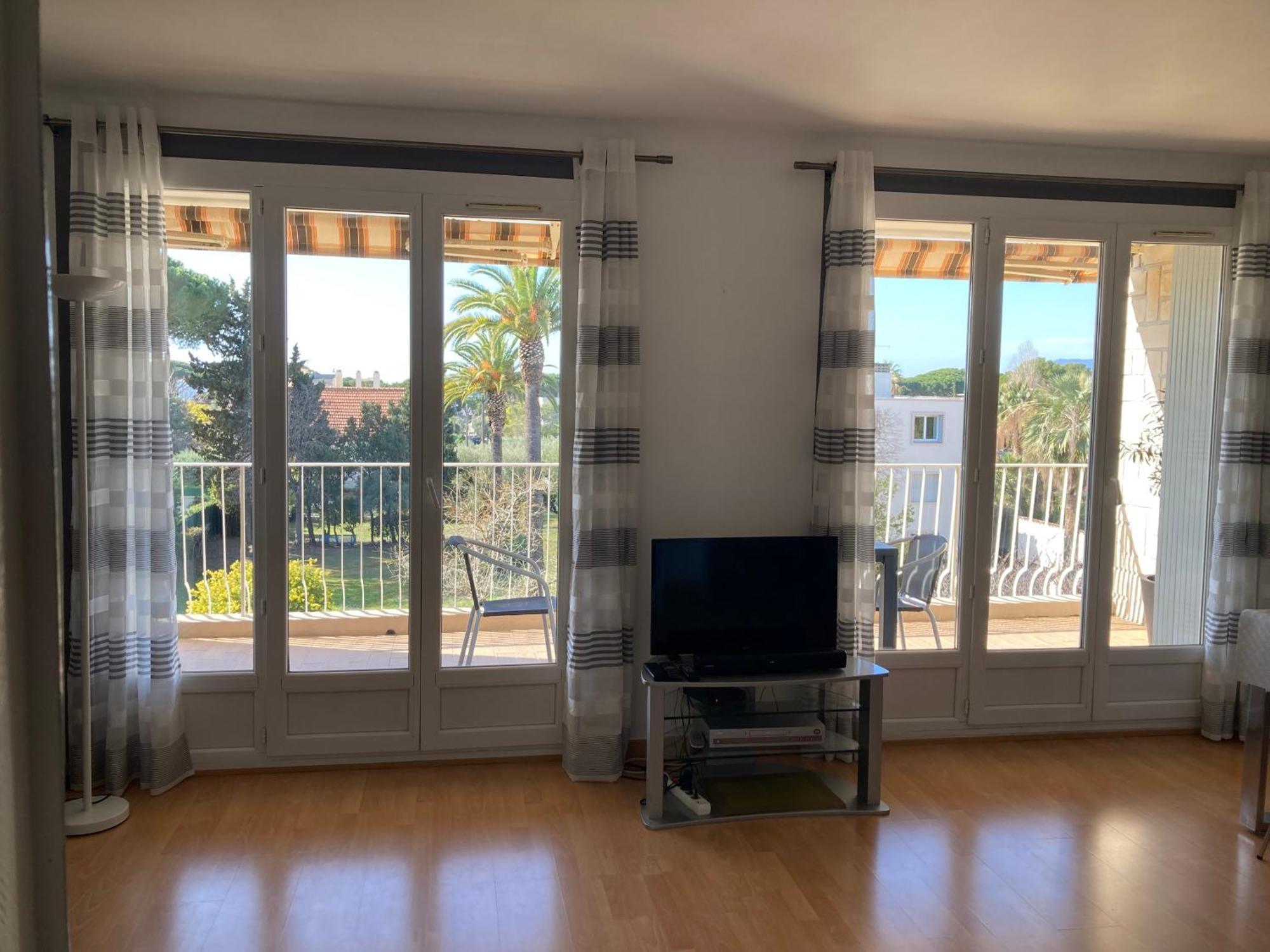 Les Palmiers Διαμέρισμα Saint-Cyr-sur-Mer Εξωτερικό φωτογραφία